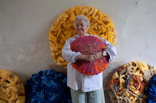 Sheila Hicks and works