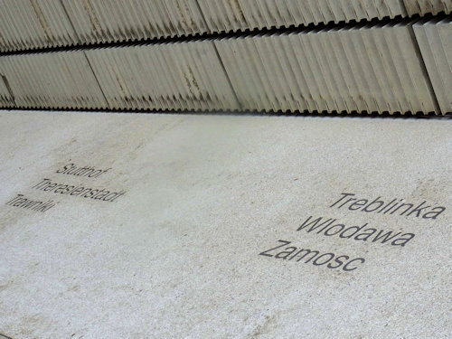 Inscriptions on the Holocaust memorial