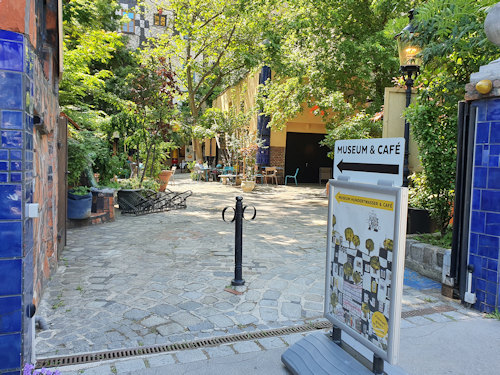 Entrance to Cafe Kunst Haus Wien