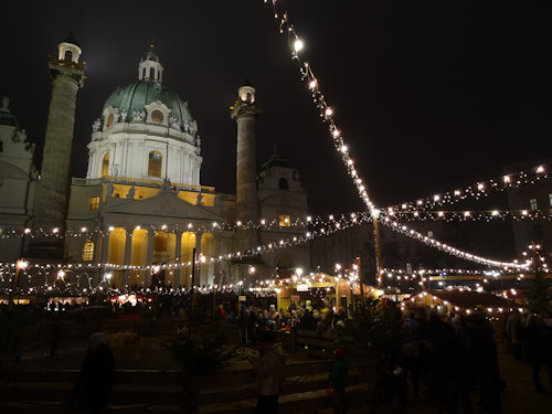 Karlsplatz Christmas market at night