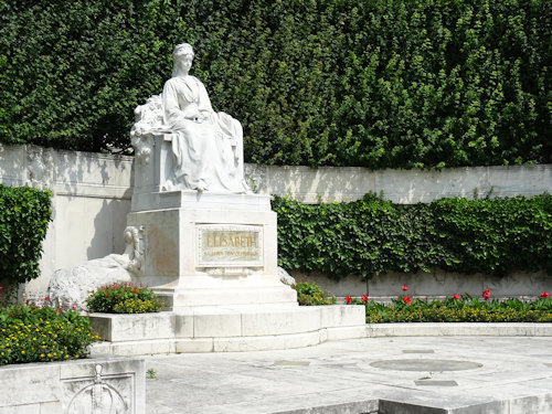 Statue of Empress Elisabeth