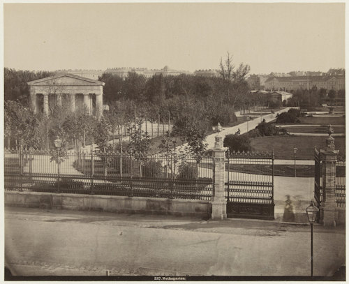 View of the Volksgarten in the late 19th century