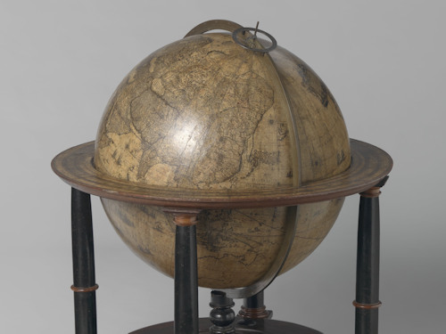 Terrestrial globe