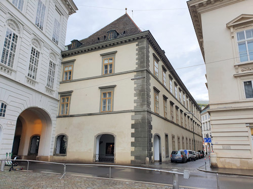 Stallburg viewed from Josefsplatz square