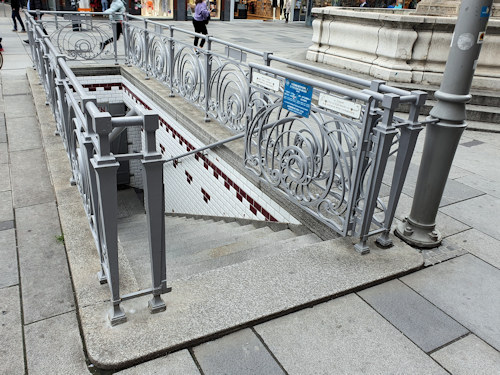 Jugendstil public toilets on the Graben