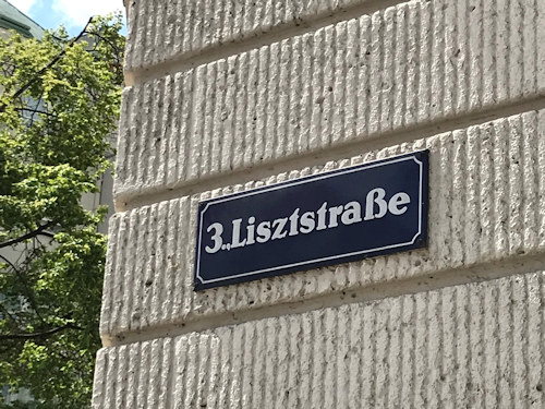 Lisztstraße sign