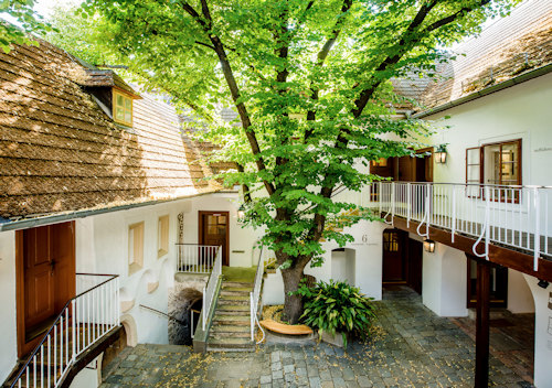 Courtyard of the Beethoven Museum