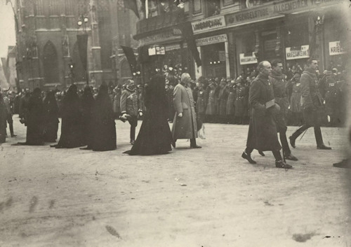 Emperor Karl I and Empress Zita at the funeral of Emperor Franz Joseph