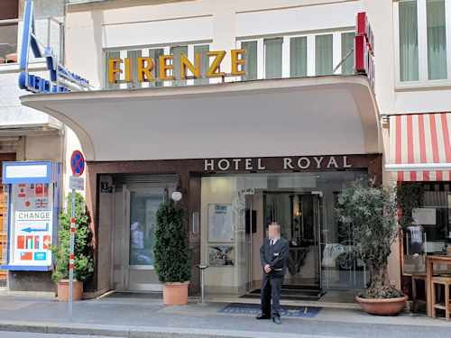 Hotel Royal front entrance
