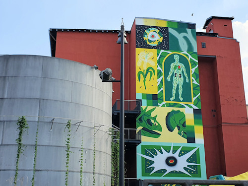 Giant street art on the side of the Ottakringer brewery