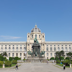 Distant view of the Naturhistorisches Museum