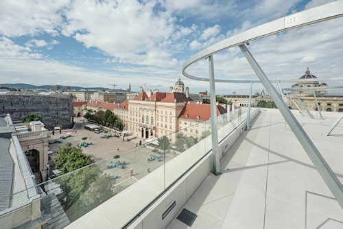 View of the MQ courtyard from the top of the Libelle viewing platform