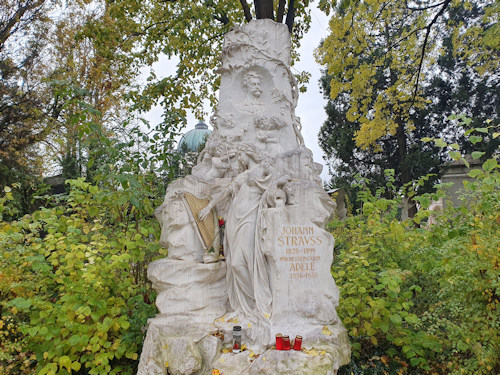 The grave of Johann and Adele Strauss